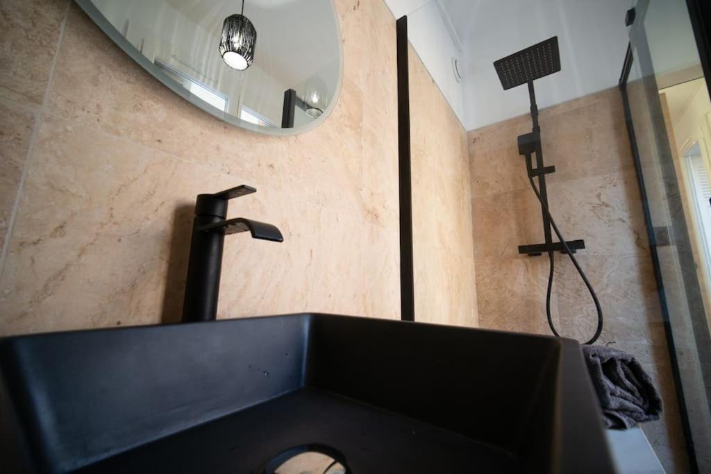 Appartement Tout Equipe 4 Couchages- Vieux Port & Panier Marseilles Buitenkant foto